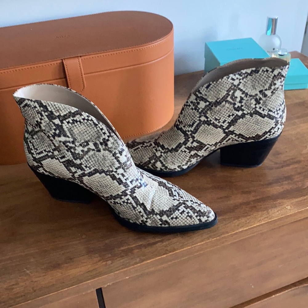 Zara python short cowboy boot - Picture 1 of 3